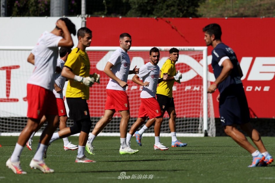 际足联世界 际足联世界